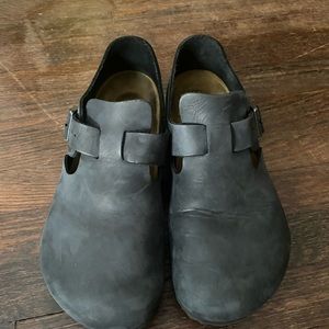 EUC Birkenstock black oiled leather London size 40
